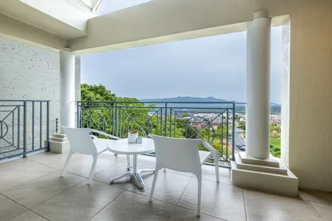 Luxury Rooms | Loerie's Call Guest House